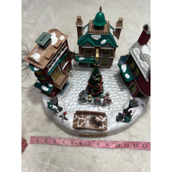 trendmasters A Caroling We Go animated lighted up Christmas - Picture 2 of 6